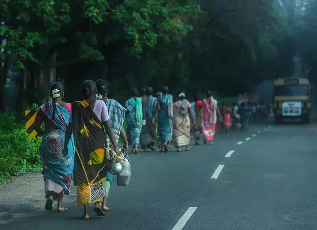 How to Travel Responsibly and Explore the World Today