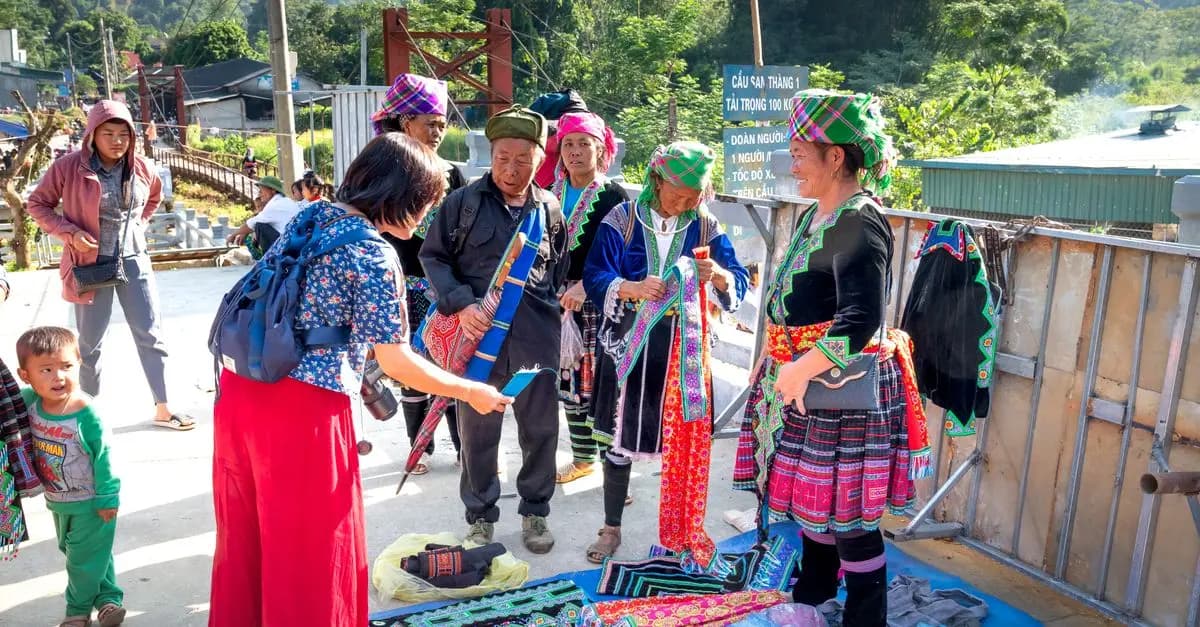 How to Experience Local Cultures While Traveling