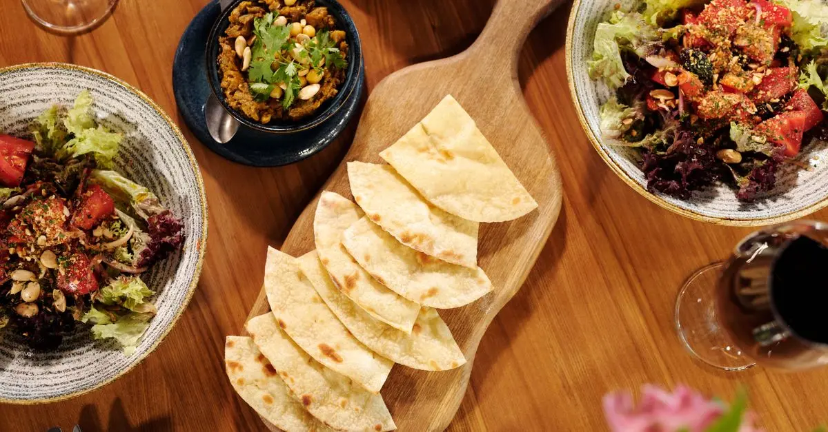 Local Cuisine: 8 Dishes You Must Try When Traveling