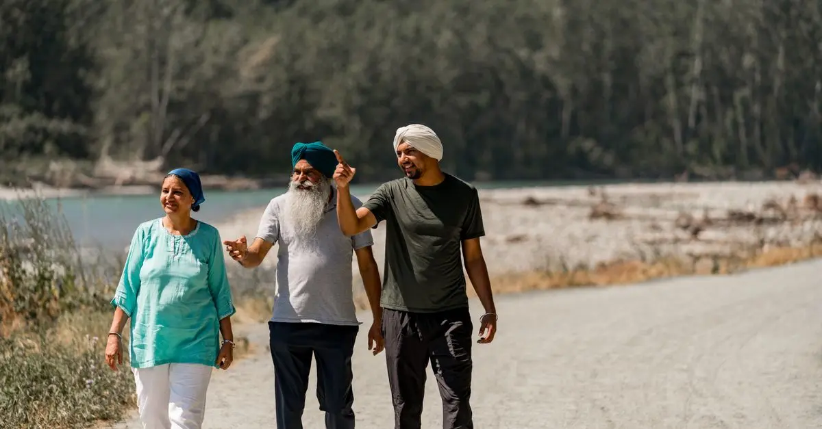 How to Explore Emerging Travel Trends for Authentic Adventures