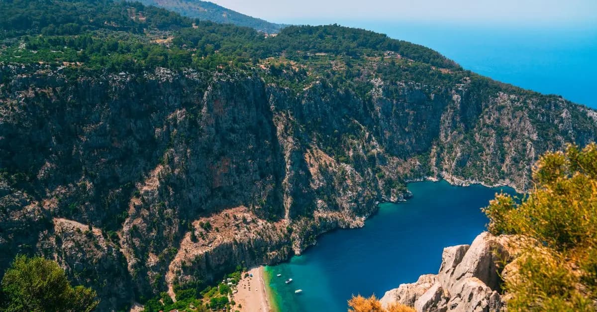 Exploring the Benefits of Traveling Off the Beaten Path