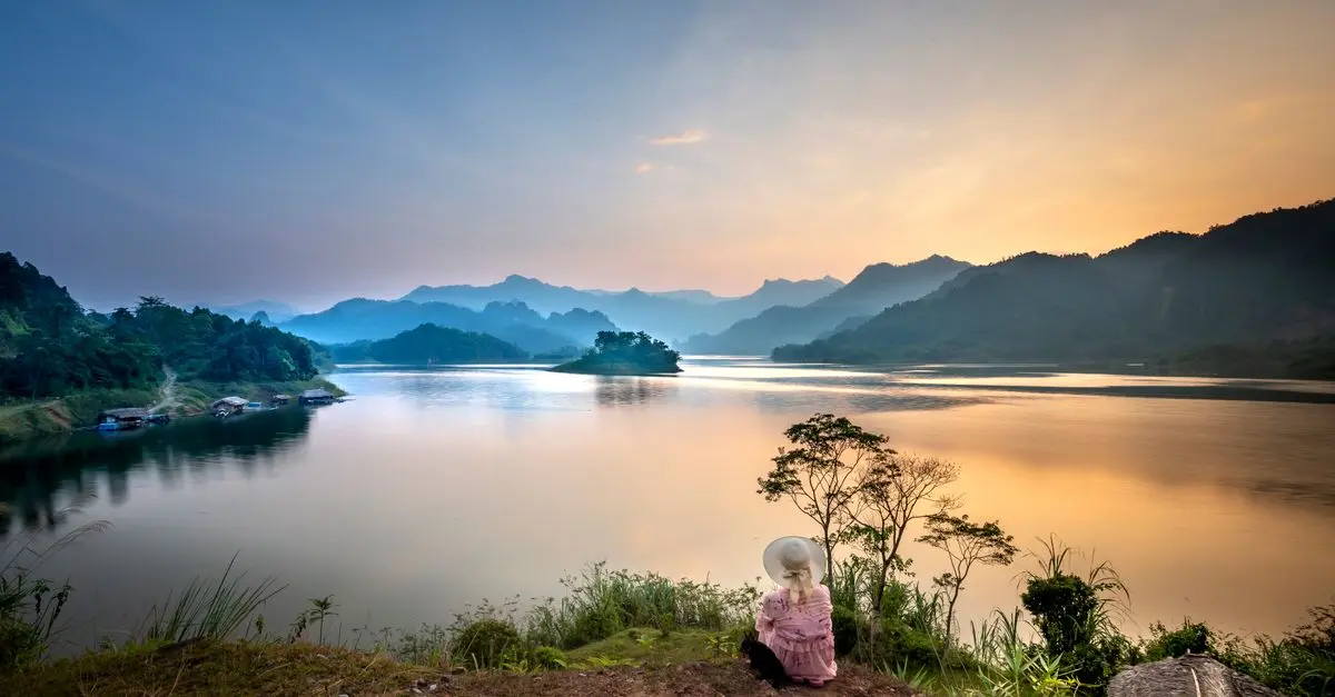 10 Must-Know Tips for Exploring the World Responsibly
