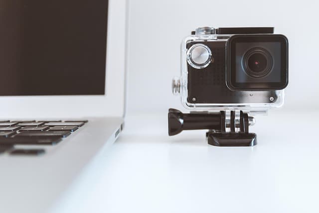 10 Must-Have Travel Accessories for Today's Explorers